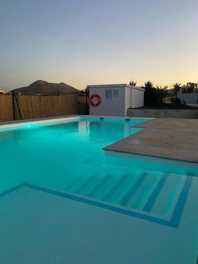 Villa Verano Apartamentos Compartidos Villaverde لا أوليفا المظهر الخارجي الصورة